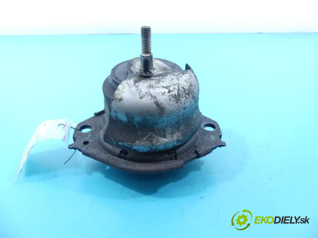 Lancia Thema II 2011-2014 3.0 CRD 239KM automatic 176 kW 2987 cm3 4- airbag motora 68089769AC (Držiaky motora)