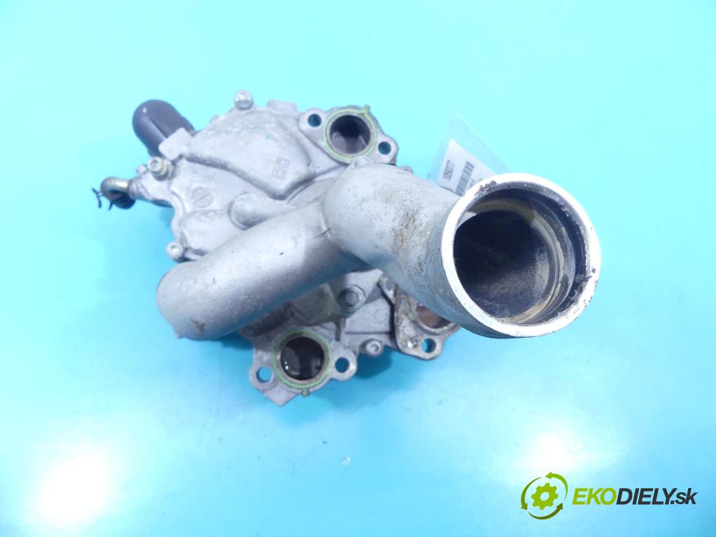 Lancia Thema II 2011-2014 3.0 CRD 239KM automatic 176 kW 2987 cm3 4- čerpadlo vody  (Vodní pumpy)