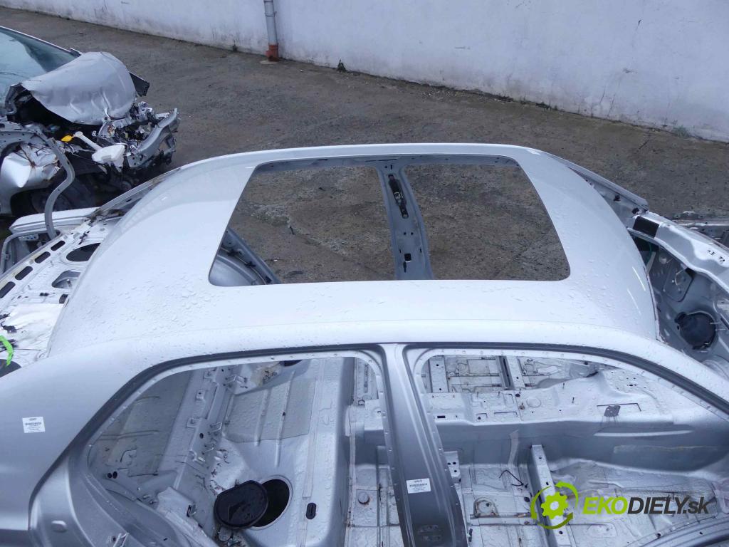 Lancia Thema II 2011-2014 3.0 CRD 239KM automatic 176 kW 2987 cm3 4- Strecha: