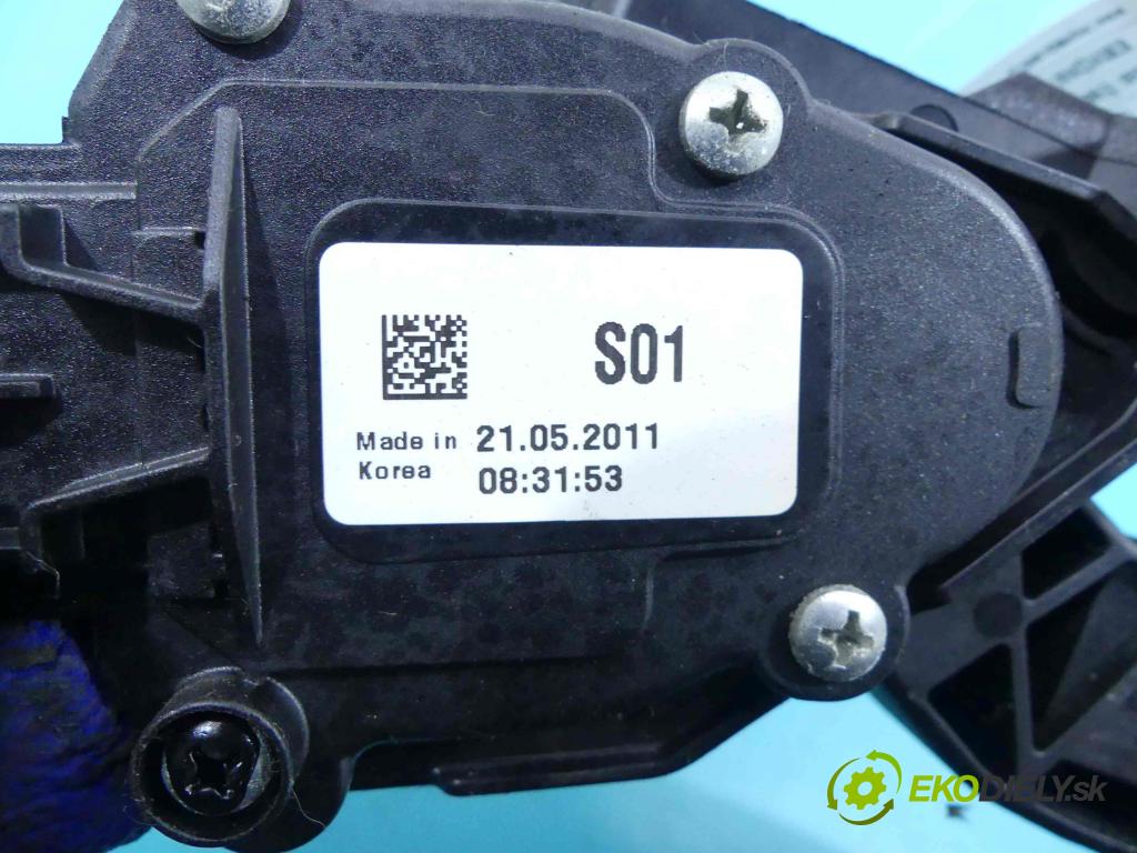 Hyundai Elantra V 2010-2016 1.6 GDI 132  HP manual 97 kW 1591 cm3 4- pedále  (Pedále)