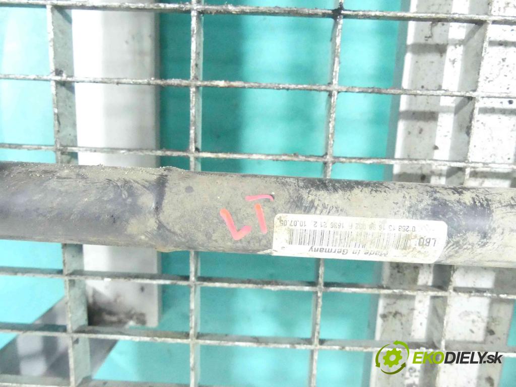 Vw Touareg 2002-2010 3.0 tdi V6 224hp automatic 165 kW 2967 cm3 5- poloos ľavé 7L0501201 (Poloosy)