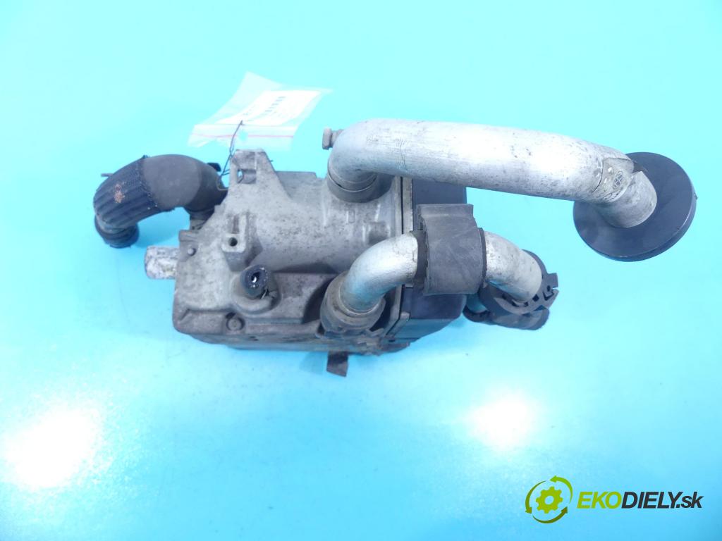 Vw Touareg 2002-2010 3.0 tdi V6 224 hp automatic 165 kW 2967 cm3 5- Webasto 7L6815071C (Webasto ohřívače)