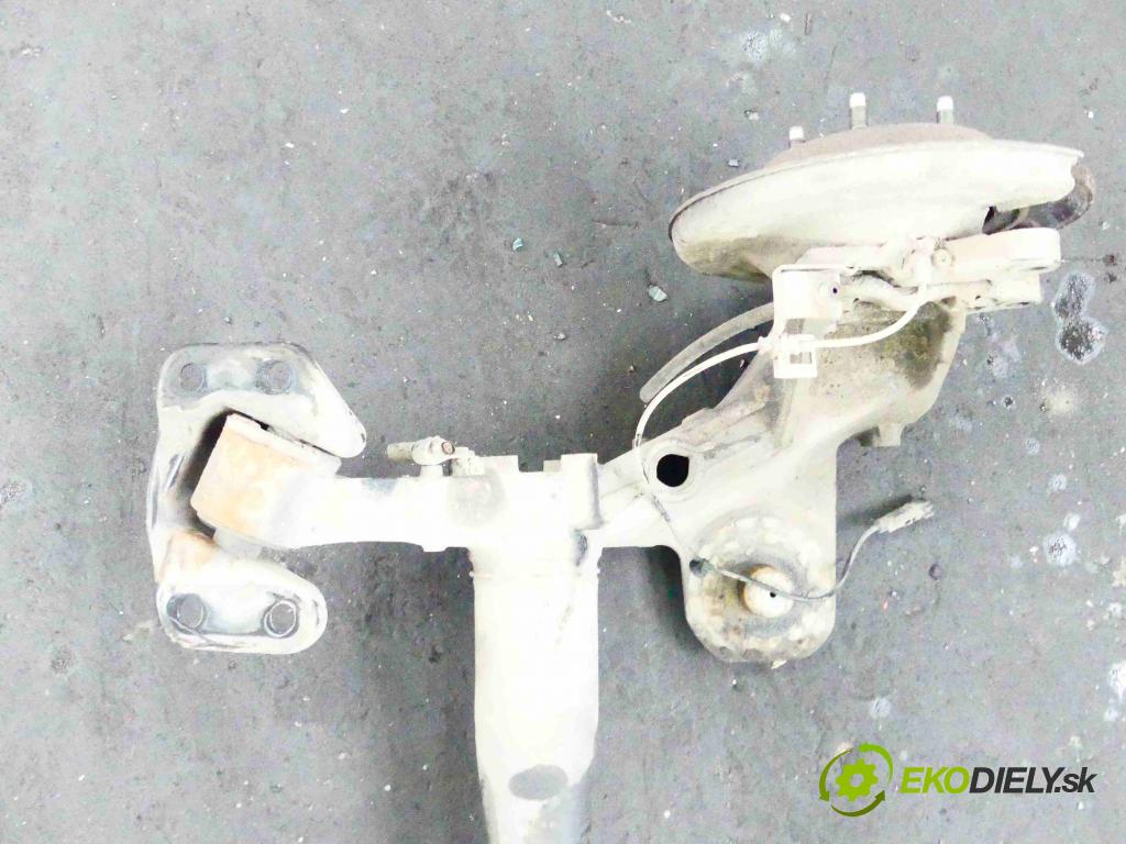 Chevrolet Cruze 1.8 16v 141 hp automatic 104 kW 1796 cm3 4- zadní výztuha