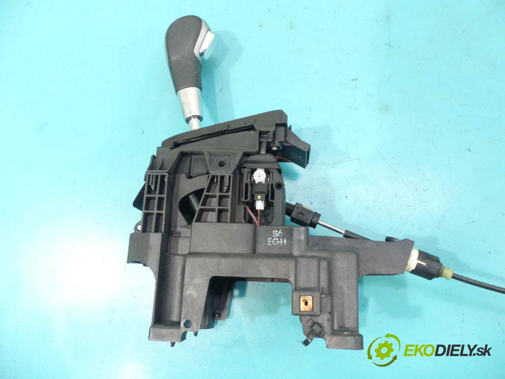 Chevrolet Cruze 1.8 16v 141 HP automatic 104 kW 1796 cm3 4- Páka: Změny: stupeň,rýchlosť  (Rýchlostné páky / kulisy)