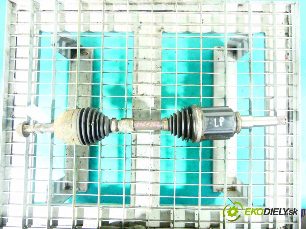 Chevrolet Cruze 1.8 16v 141 HP automatic 104 kW 1796 cm3 4- poloos ľavé  (Poloosy)