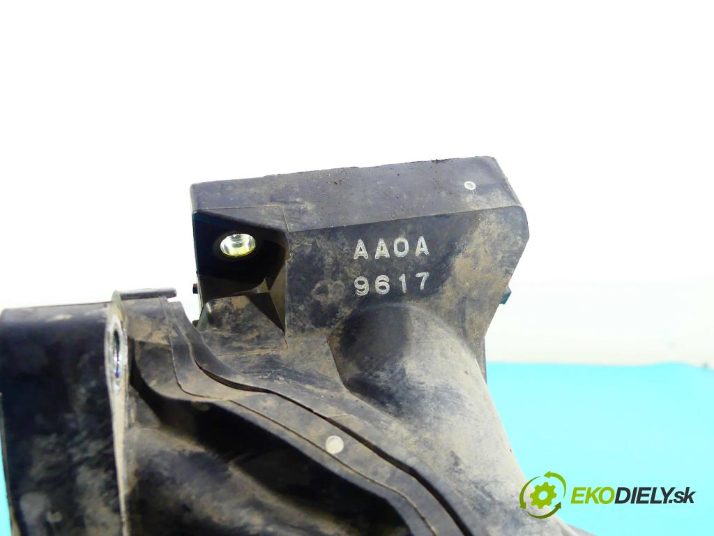 Honda CR-V III 2006-2011 2.0 16v 150 HP automatic 110 kW 1997 cm3 5- zvod nasávací  (Sacie potrubia)