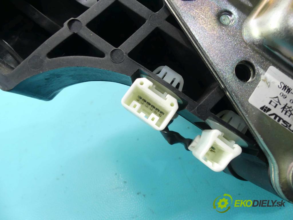 Honda CR-V III 2006-2011 2.0 16v 150 HP automatic 110 kW 1997 cm3 5- Páka: Změny: stupeň,rýchlosť SWW-G700 (Rýchlostné páky / kulisy)