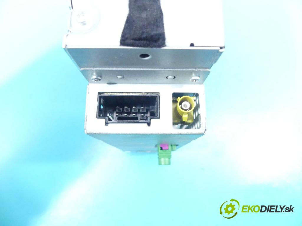 Audi A8 D4 2009-2017 4,2.0 tdi V8 351KM automatic 258 kW 4134 cm3 4- Menič: cd 4H0035108A (CD meniče)