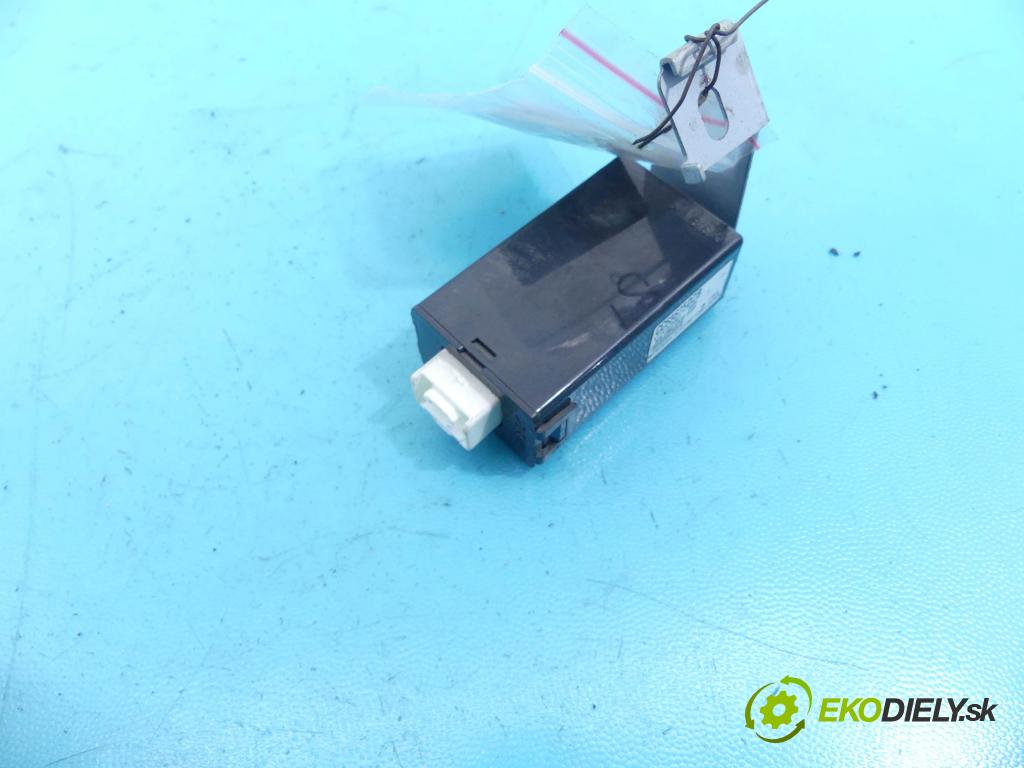 Mazda 5 2005-2010 1.8 16v 116 HP manual 85 kW 1798 cm3 5- modul riadiaca jednotka CC65675DZB (Ostatné)