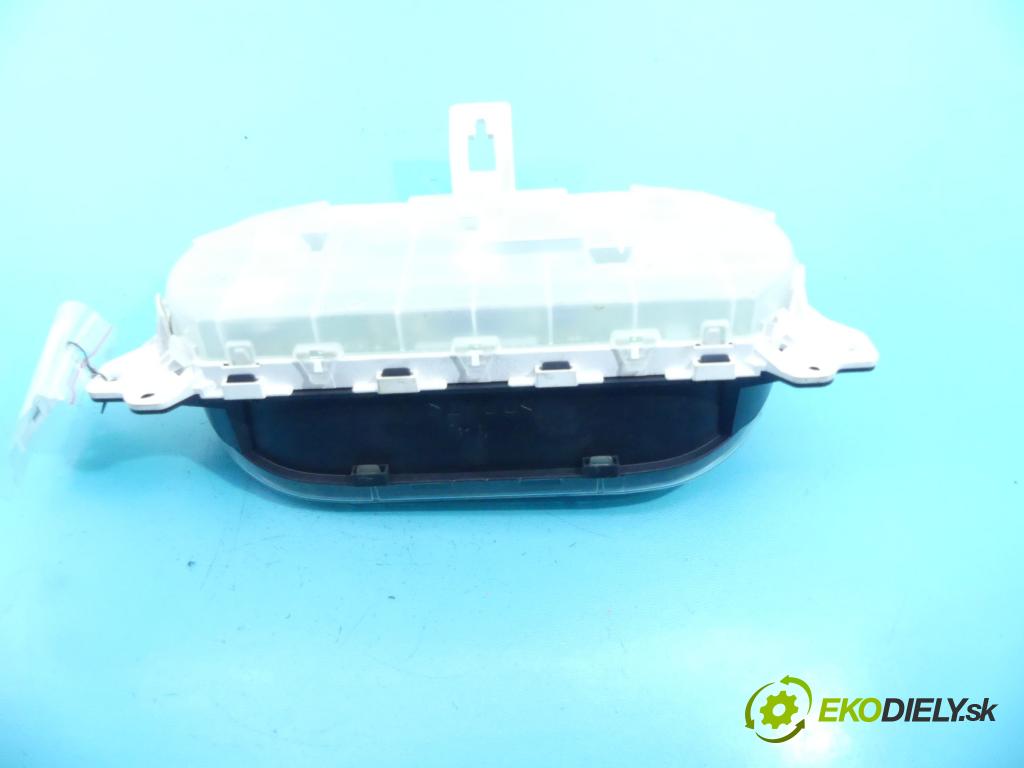 Mazda 5 2005-2010 1.8 16v 116 HP manual 85 kW 1798 cm3 5- prístrojovka/ budíky C23555430 (Prístrojové dosky, displeje)