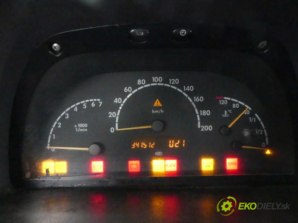 Mercedes Vito W638 1996-2003 2.2 cdi 122 hp manual 90 kW 2151 cm3 5- Přístrojová deska A0004467521 (Přístrojové desky, displeje)