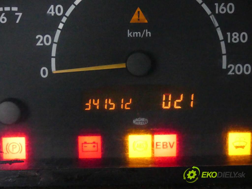 Mercedes Vito W638 1996-2003 2.2 cdi 122 hp manual 90 kW 2151 cm3 5- Přístrojová deska A0004467521 (Přístrojové desky, displeje)