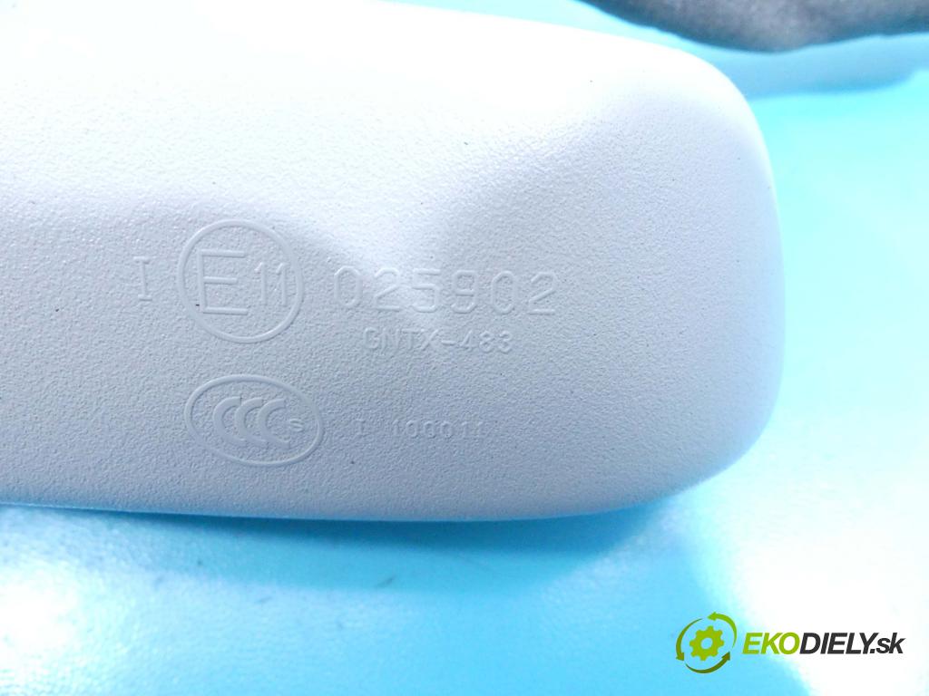 Mercedes GL I X164 2006-2012 4.7 V8 340KM automatic 250 kW 4663 cm3 5- zpětné zrcátko vnitřní  (Světla vnitřní)