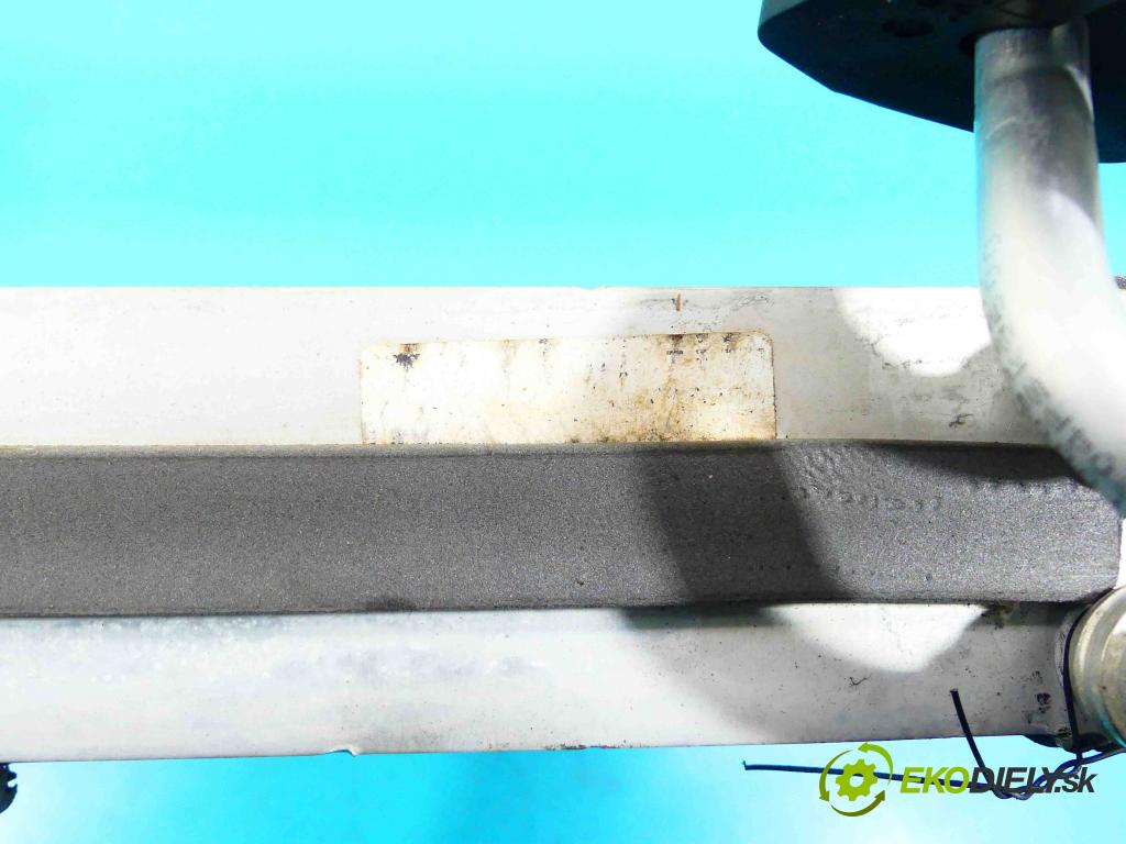 Mercedes GL I X164 2006-2012 4.7 V8 340KM: automatic 250 kW 4663 cm3 5- radiator  (Radiátory kúrenia)