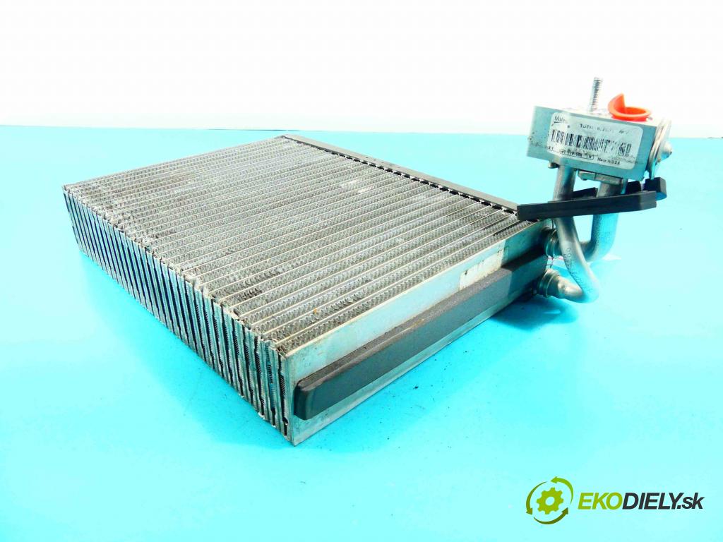 Mercedes GL I X164 2006-2012 4.7 V8 340KM: automatic 250 kW 4663 cm3 5- radiator  (Radiátory kúrenia)