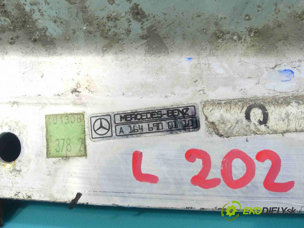 Mercedes GL I X164 2006-2012 4.7 V8 340KM automatic 250 kW 4663 cm3 5- práh levý A1646900110 (Ostatní)