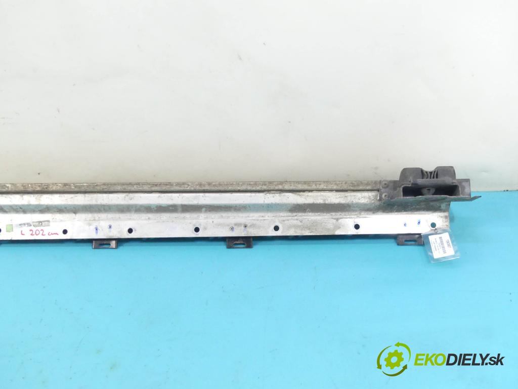 Mercedes GL I X164 2006-2012 4.7 V8 340KM automatic 250 kW 4663 cm3 5- práh levý A1646900110 (Ostatní)