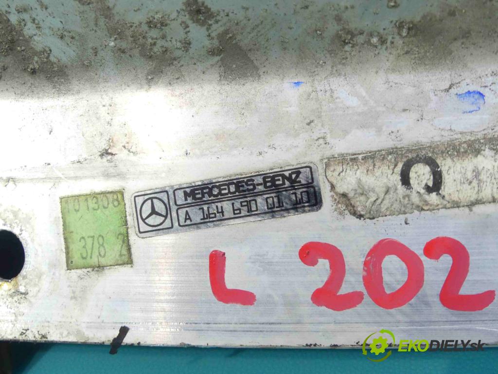 Mercedes GL I X164 2006-2012 4.7 V8 340KM automatic 250 kW 4663 cm3 5- práh levý A1646900110 (Ostatní)