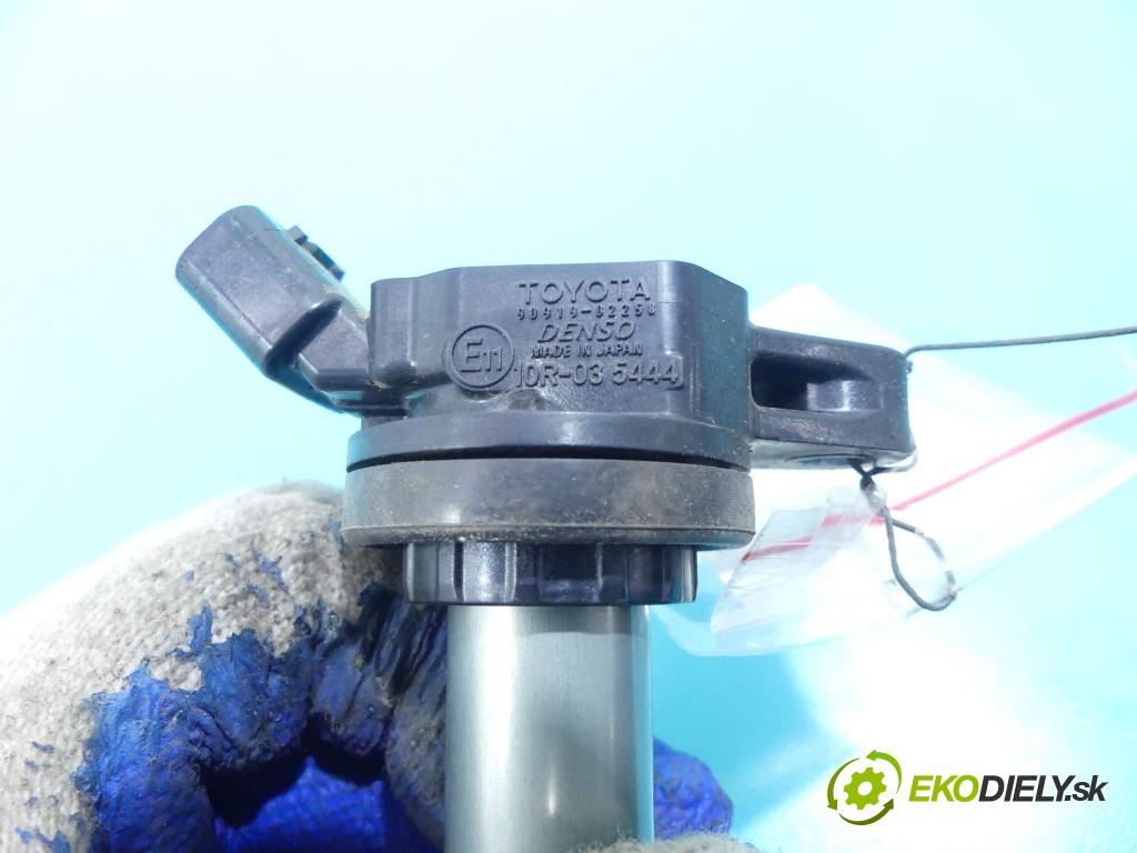 Toyota Auris II 2012-2018 1.6 16v 132  HP manual 97 kW 1598 cm3 5- cievka zapaľovacia 90919-02258 (Zapaľovacie cievky, moduly)