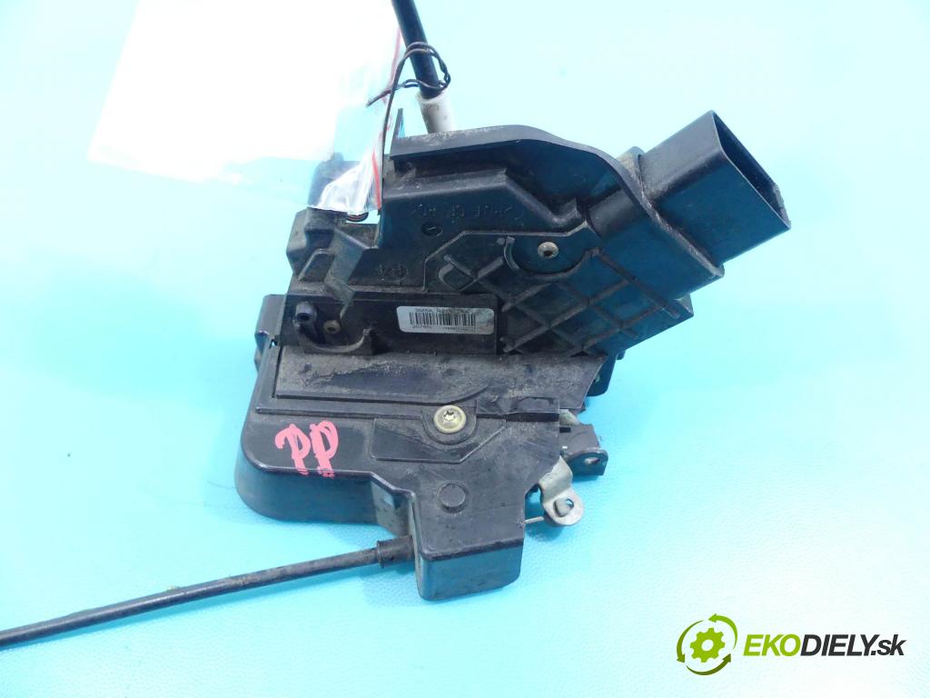 Ford Focus Mk2 2004-2011 1.8 tdci 116 hp manual 85 kW 1753 cm3 5- zámek přední pravý 3M5AR21812AK