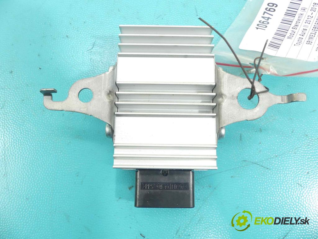 Toyota Auris II 2012-2018 1.6 16v 132 HP manual 97 kW 1598 cm3 5- modul riadiaca jednotka 89570-12370 (Ostatné)