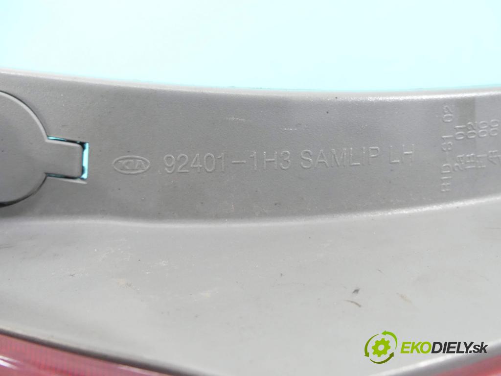 Kia Ceed I 2006-2012 1.6 crdi 116 HP manual 85 kW 1582 cm3 5- svetlo / reflektor zadné ľavé  (Ostatné)