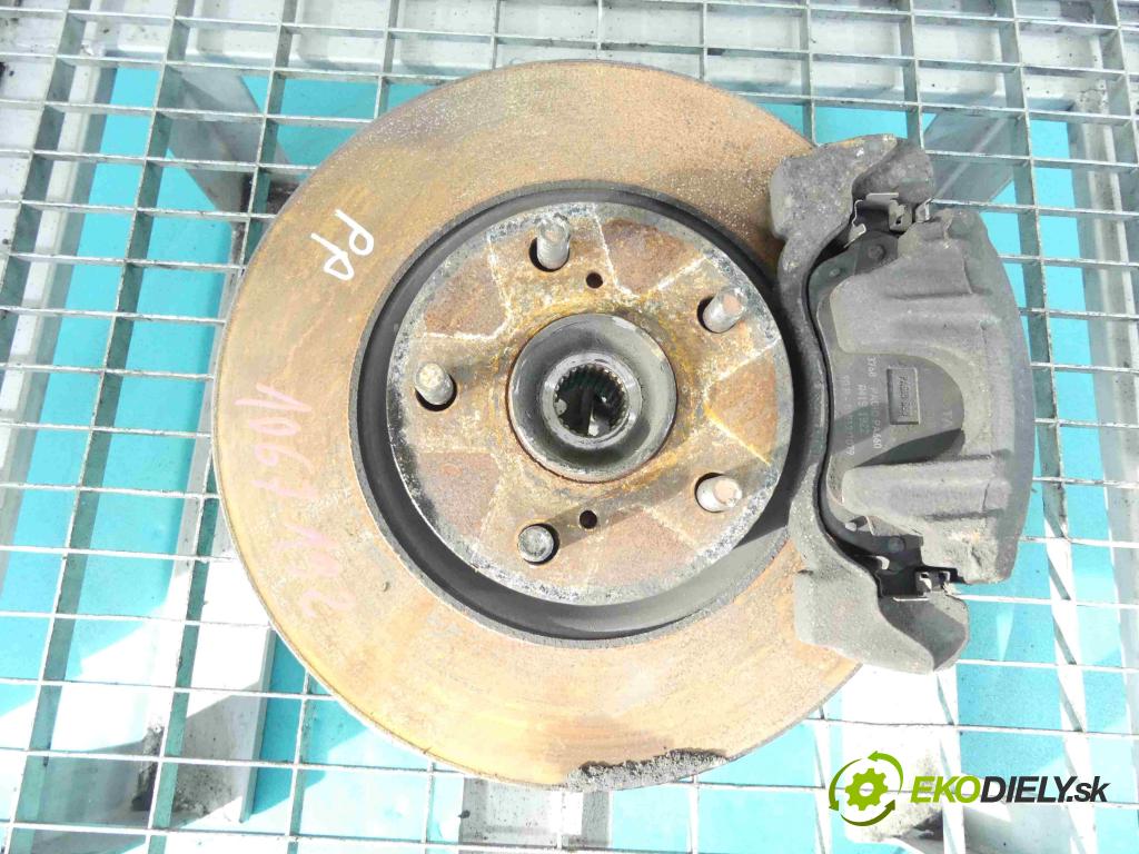 Toyota Corolla Verso II 2004-2009 2.0 D4D 116 HP manual 85 kW 1995 cm3 5- náboj pravé  (Náboje)