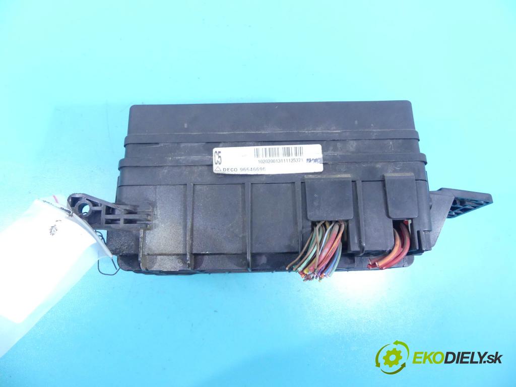 Chevrolet Epica 2.0 24v 143 hp manual 105 kW 1993 cm3 4- skříňka pojistková 96646696 (Pojistkové skříňky)