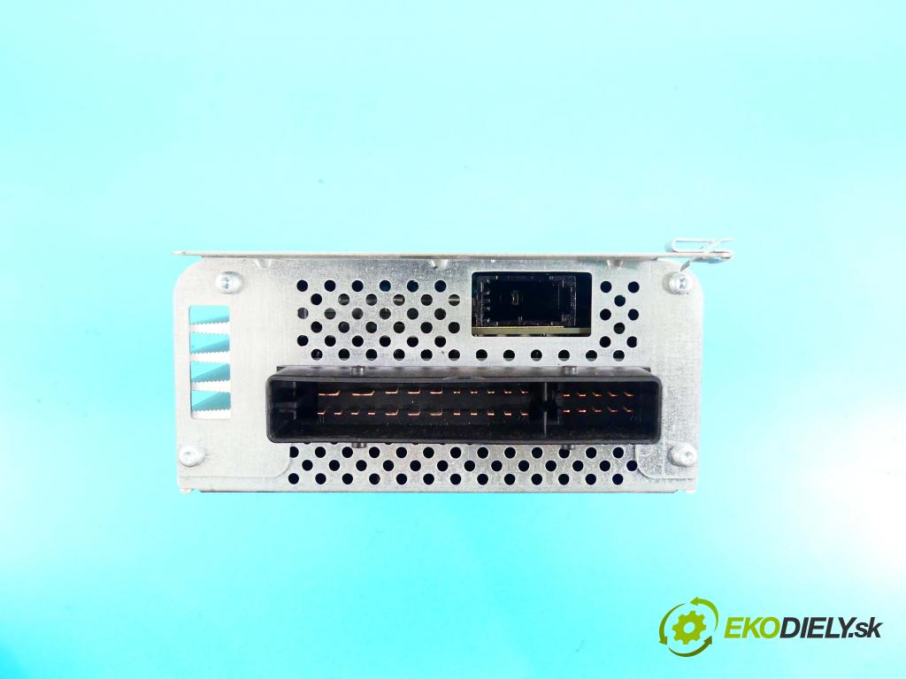 Audi Q7 2005-2015 3.0 tdi 232KM automatic 171 kW 2967 cm3 5- Zesilovač: 4L0035223 (Zosilňovače)