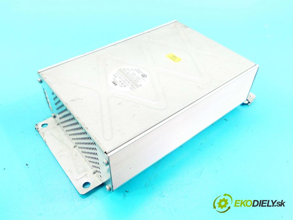 Audi Q7 2005-2015 3.0 tdi 232KM automatic 171 kW 2967 cm3 5- Zesilovač: 4L0035223 (Zosilňovače)