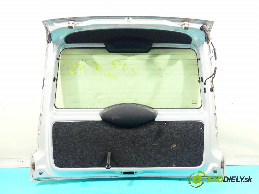 Skoda Roomster 1.9 tdi 105 HP manual 77 kW 1896 cm3 5- zadna kufor  (Zadné kapoty)