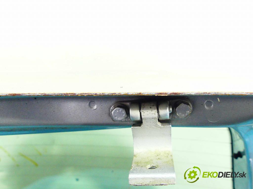 Skoda Roomster 1.9 tdi 105 HP manual 77 kW 1896 cm3 5- zadna kufor  (Zadné kapoty)