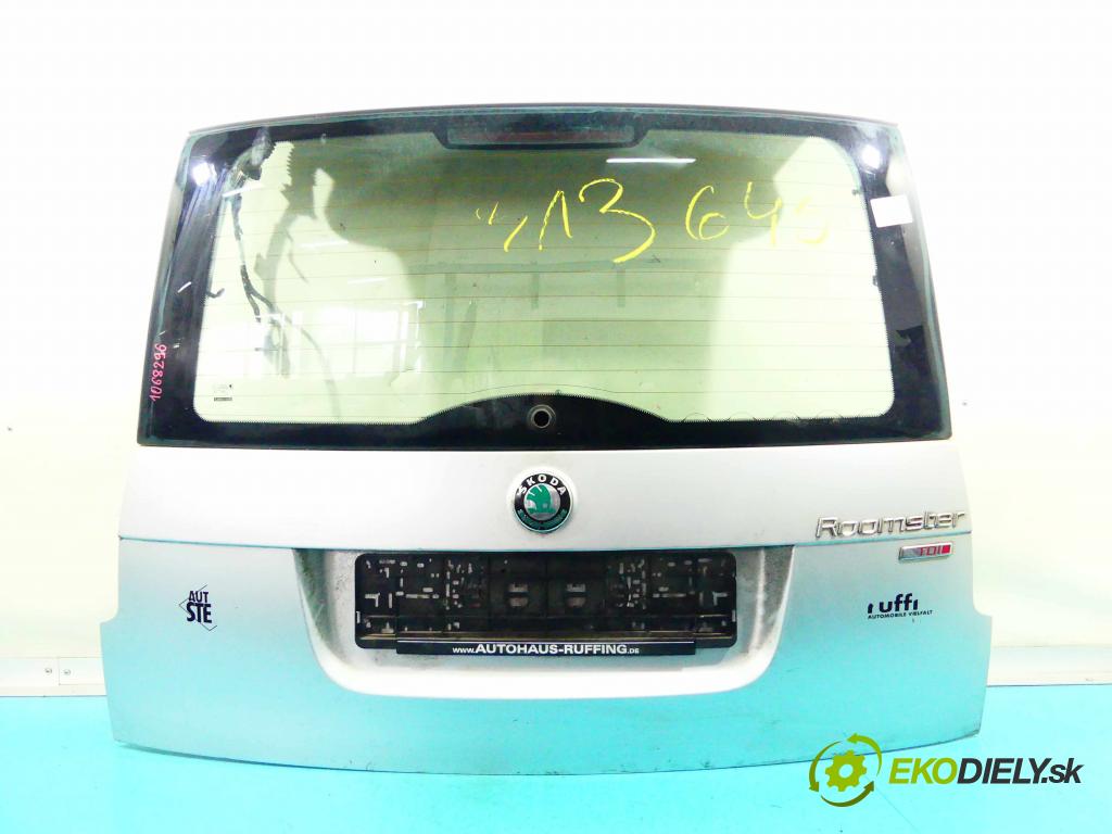 Skoda Roomster 1.9 tdi 105 HP manual 77 kW 1896 cm3 5- zadna kufor  (Zadné kapoty)