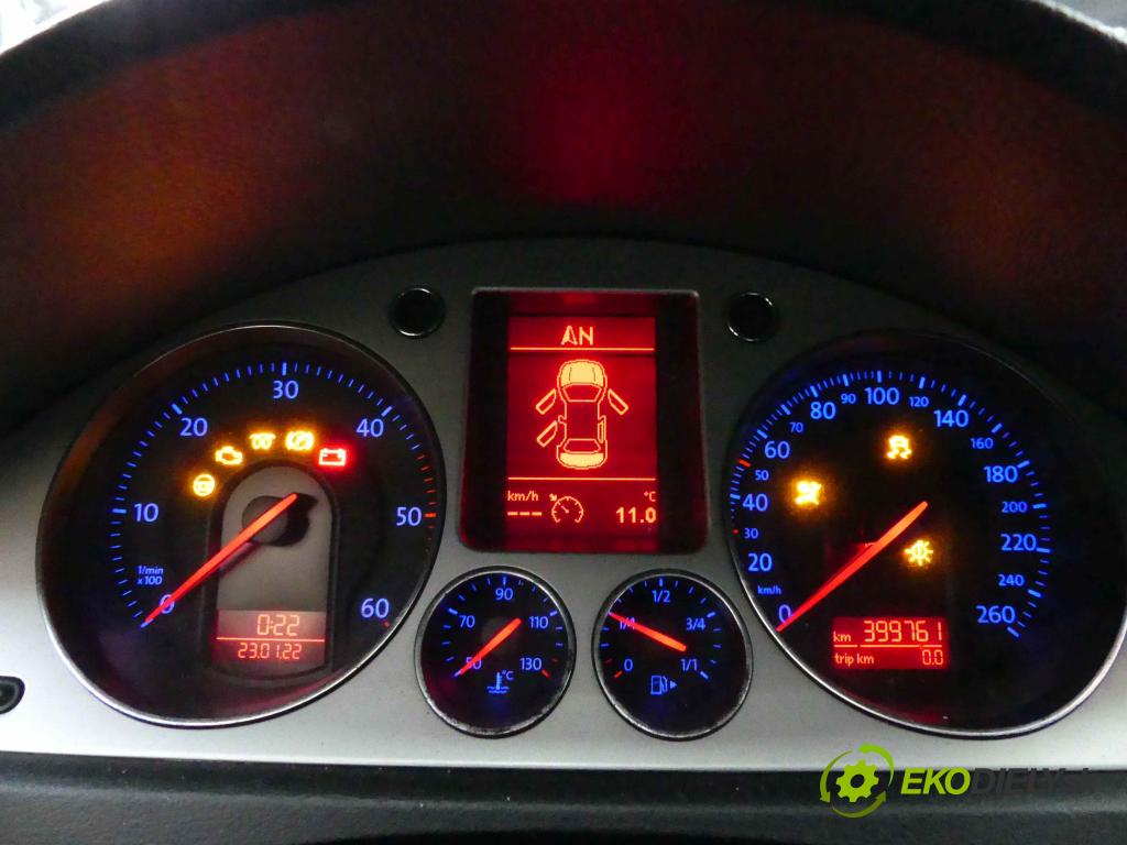 Vw Passat B6 2005-2010 2.0 tdi 170 hp manual 125 kW 1968 cm3 4- Přístrojová deska 3C0920871E (Přístrojové desky, displeje)