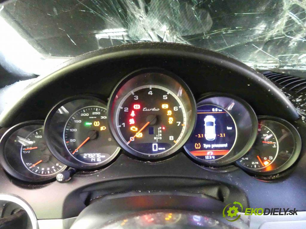 Porsche Cayenne II 2010-2017 4.8 V8 Turbo 500KM automatic 368 kW 4806 cm3 5- prístrojovka/ budíky 7P5920902F (Prístrojové dosky, displeje)
