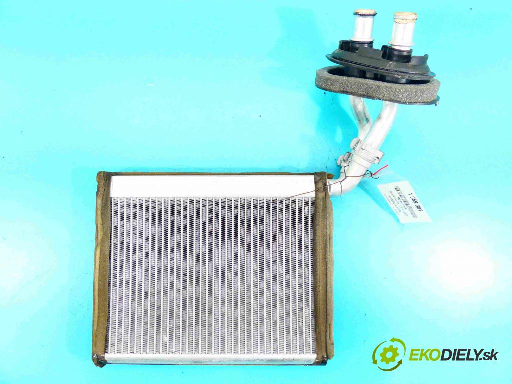 Porsche Cayenne II 2010-2017 4.8 V8 Turbo 500KM automatic 368 kW 4806 cm3 5- radiator 7P0819031 (Radiátory kúrenia)