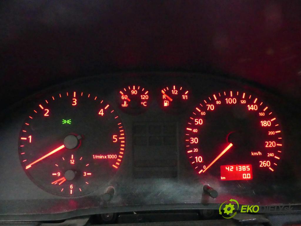 Audi A4 B5 1994-2001 1.9 tdi 90 HP automatic 66 kW 1896 cm3 4- prístrojovka/ budíky 8D0919861F (Prístrojové dosky, displeje)