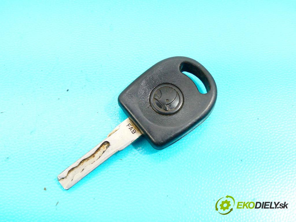 Skoda Felicia 1.3 mpi 68 HP manual 50 kW 1289 cm3 5- Spínačka  (Spínacie skrinky a kľúče)