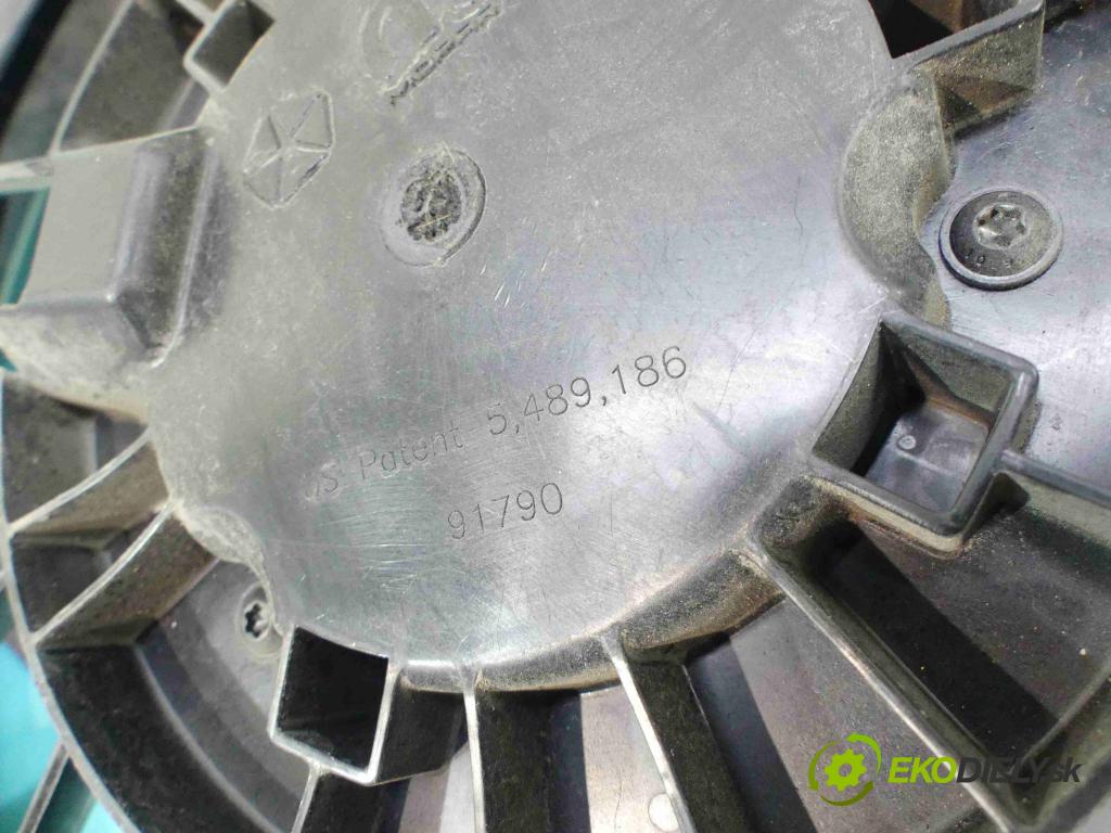 Fiat Freemont 2.0 jtd 163 HP automatic 120 kW 1956 cm3 5- Ventilátor chladiča 5489186