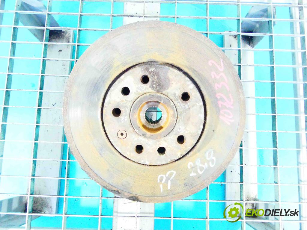 Opel Vectra B 1995-2002 2.0 16v 136 HP manual 100 kW 1998 cm3 4- náboj pravé  (Náboje)