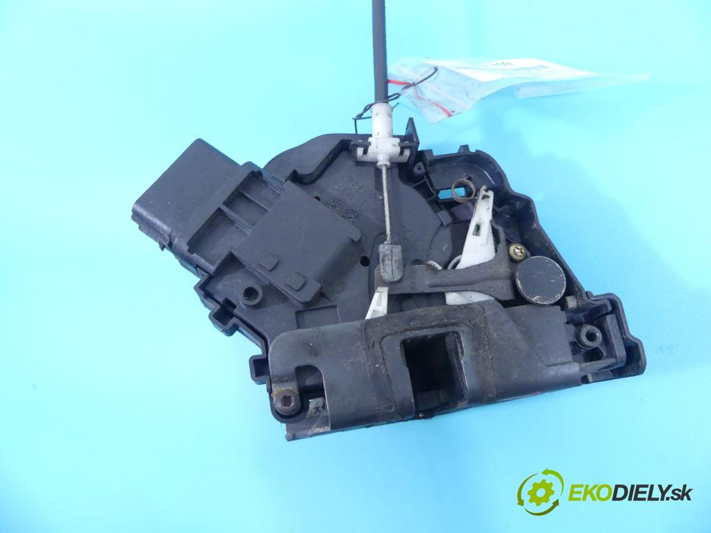 Ford Focus Mk2 2004-2011 1.6 tdci 109 hp manual 80 kW 1599 cm3 5- zámek přední pravý 3M5AR21812AJ