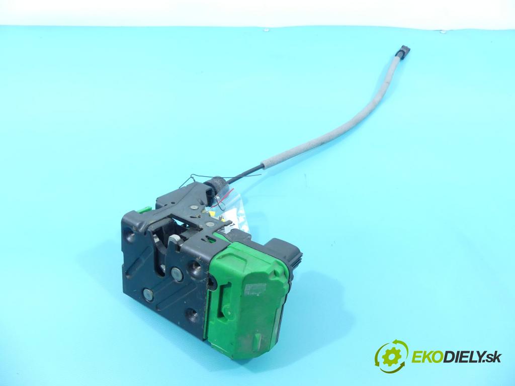 Volvo XC90 I 2002-2014 3.2 238HP automatic 175 kW 3192 cm3 5- zámok predné pravý 30784977