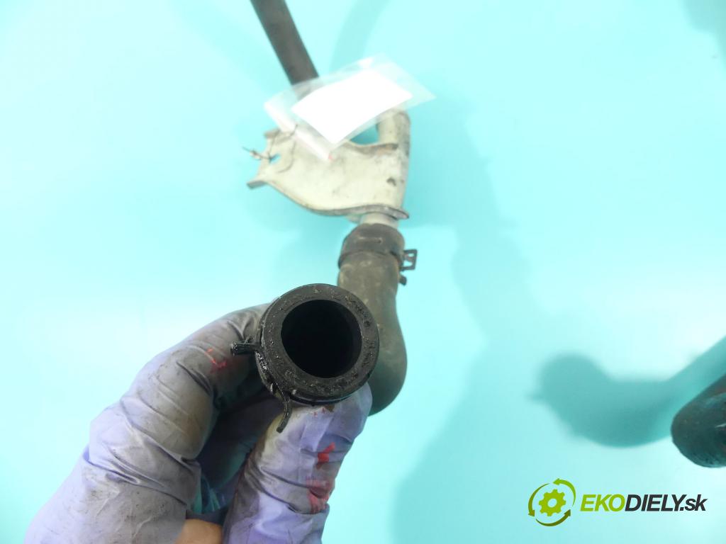 Nissan Qashqai 06-13 2.0 dci 150 HP manual 110 kW 1995 cm3 5- rúrka systému chłodzenia 14055JD72A