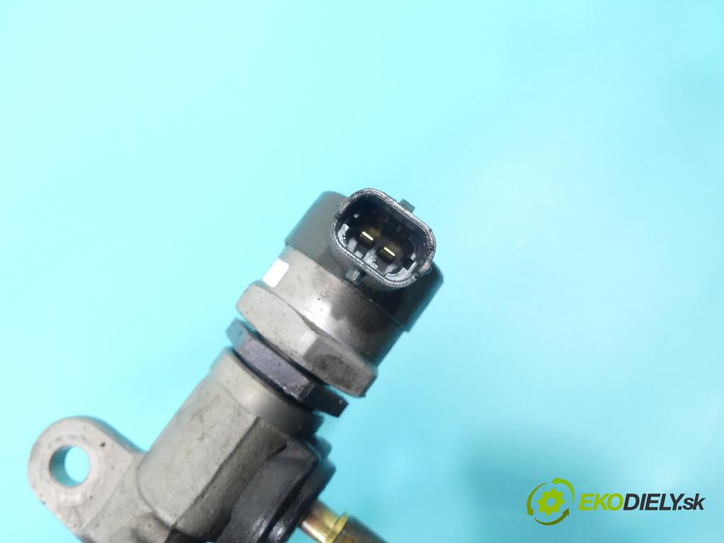 Nissan Qashqai 06-13 2.0 dci 150 HP manual 110 kW 1995 cm3 5- lišta vstrekovacia 0445214173 (Vstrekovacie lišty)