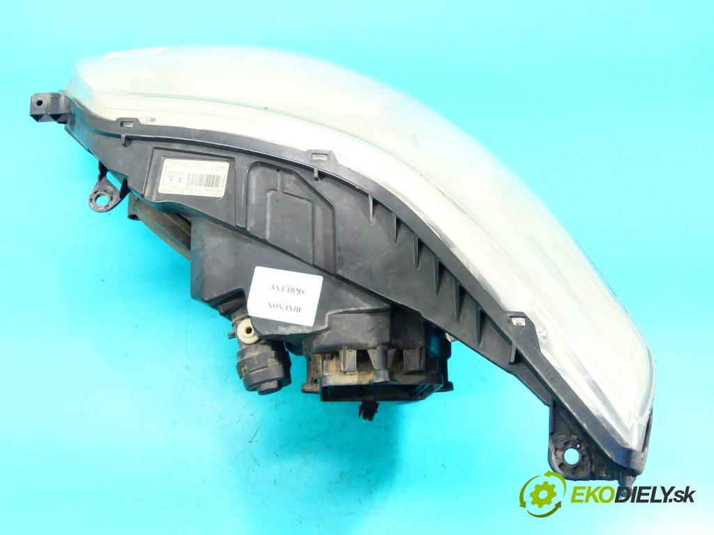 Citroen C4 2004-2011 2.0 hdi 136 HP manual 100 kW 1997 cm3 5- Reflektor: pravý 89900048 (Pravé)