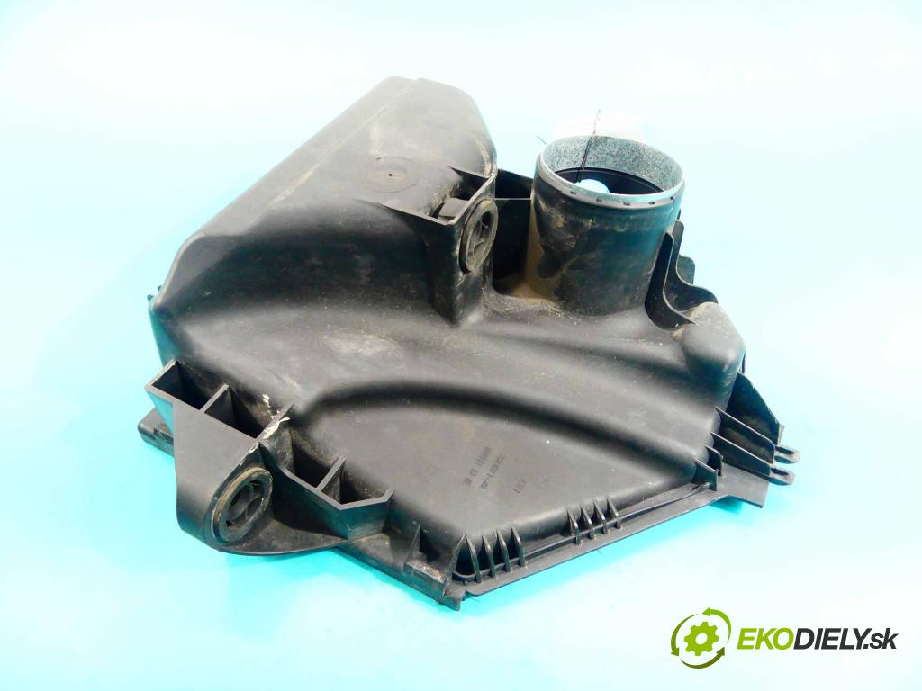 Bmw X3 F25 2010-2017 3.0 258 hp automatic 190 kW 2996 cm3 5- obal filtra vzduchu 7601871-03 (Kryty filtrů)