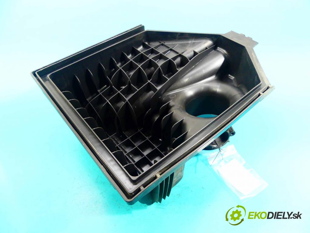 Bmw X3 F25 2010-2017 3.0 258 hp automatic 190 kW 2996 cm3 5- obal filtra vzduchu 7601871-03 (Kryty filtrů)