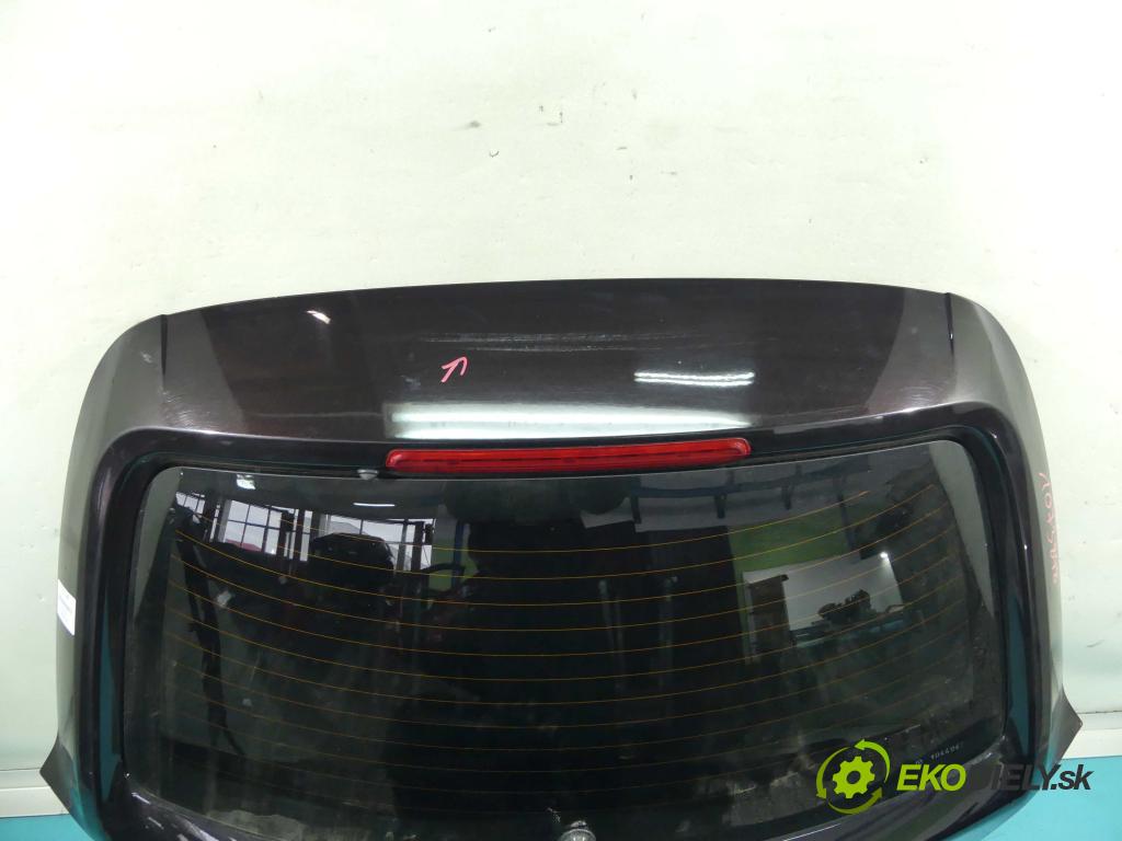 Alfa romeo Mito 08-18 1.6 jtd 120 hp manual 88 kW 1598 cm3 3- zadní kufrové dveře  (Zadní kapoty)