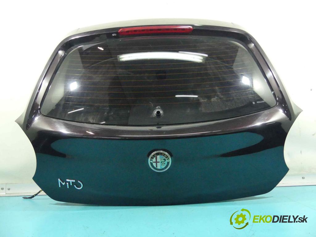 Alfa romeo Mito 08-18 1.6 jtd 120 hp manual 88 kW 1598 cm3 3- zadní kufrové dveře  (Zadní kapoty)