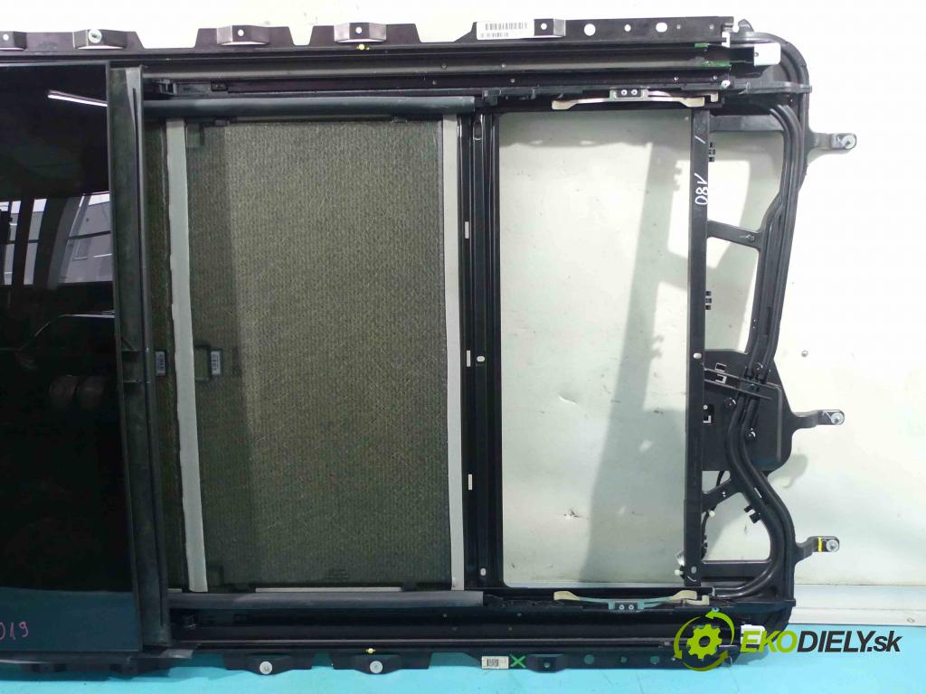 Bmw X3 F25 2010-2017 3.0 258 hp automatic 190 kW 2996 cm3 5- Střešní okno: 6761721304402 (Okna karoserie)